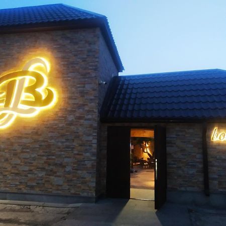 Boutique Living Hotel Jerevan Exteriör bild